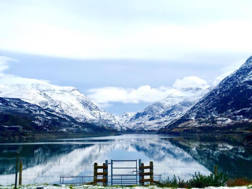 Cozy Snowdonia Chalet Caernarfon Exterior foto